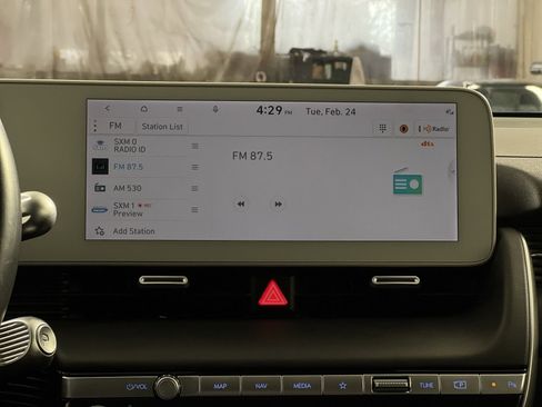 Used 2023 Hyundai Ioniq 5 SE w/ Cargo Package image 18