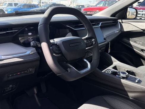 New 2026 Jeep Cherokee Laredo image 2