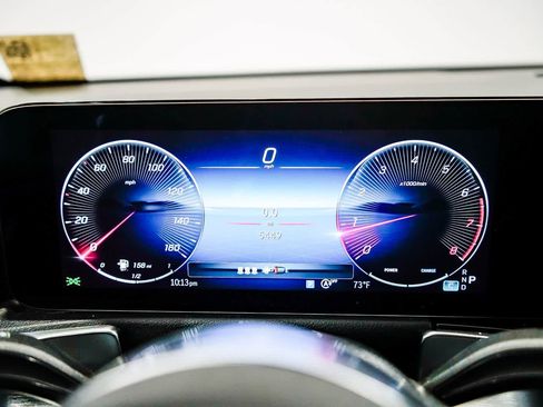 Used 2026 Mercedes-Benz GLB 250 image 25