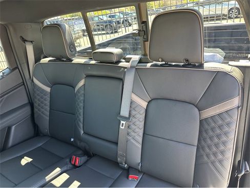 New 2026 GMC Canyon Denali image 4