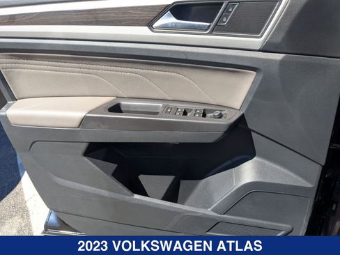 Used 2023 Volkswagen Atlas SE image 10