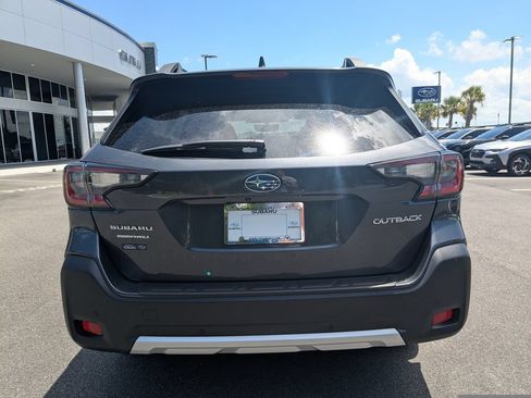 Used 2025 Subaru Outback Limited w/ Popular Package #2 AWD/4WD image 5