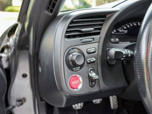 Used 2000 Honda S2000 image 43