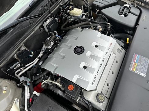 Used 2001 Cadillac Seville STS w/ Luxury Pkg image 14