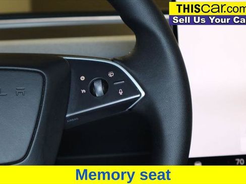 Used 2025 Tesla Model 3 Long Range RWD image 19