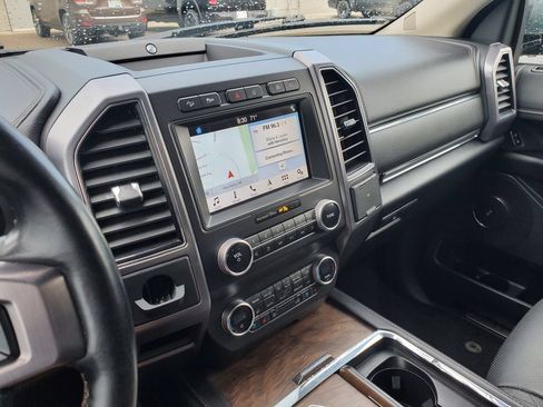 Used 2019 Ford Expedition Platinum AWD/4WD image 28