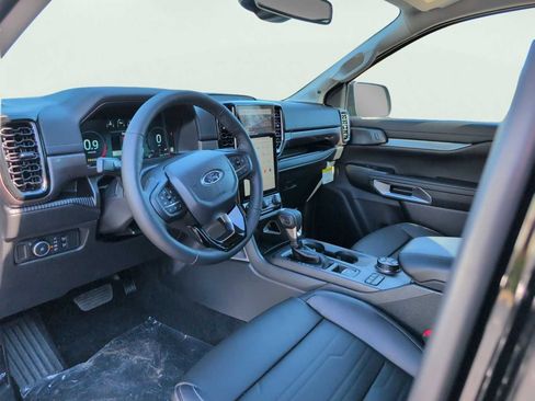 New 2025 Ford Ranger Lariat w/ FX4 Off-Road Package image 8