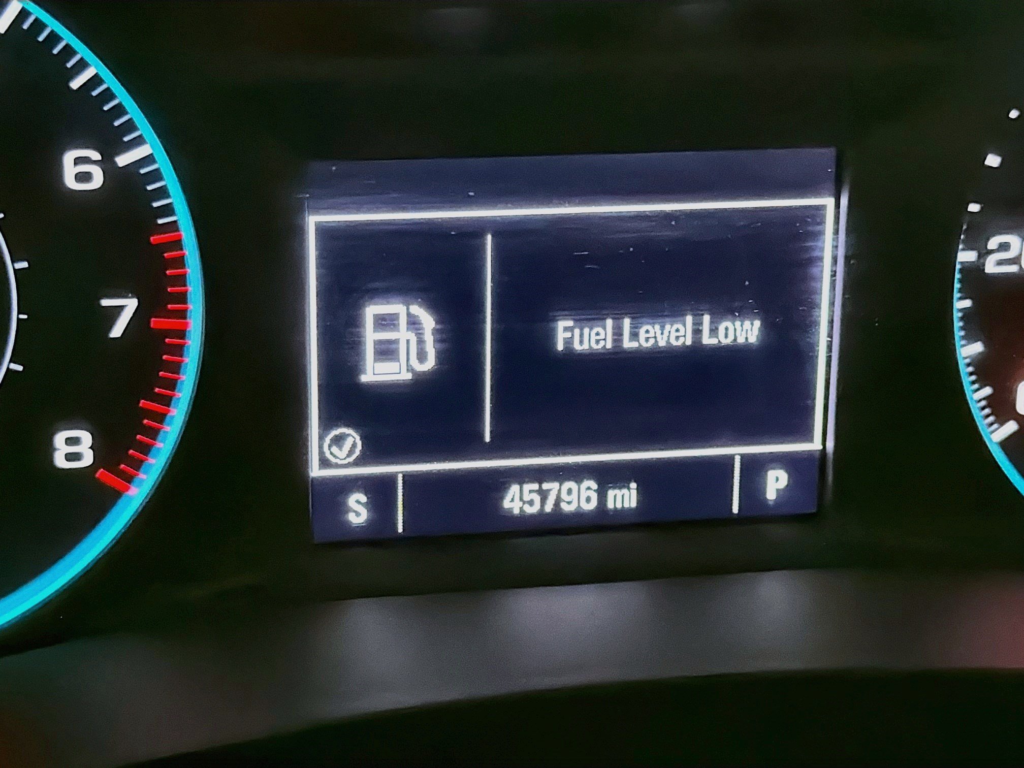 Used 2021 Chevrolet Traverse LS w/ LPO, Floor Liner Package FWD image 8