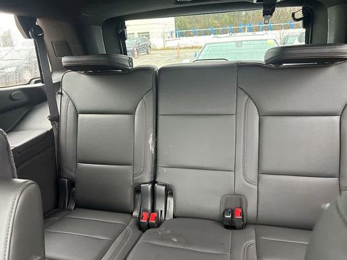 Used 2021 Chevrolet Tahoe High Country w/ Premium Package image 13