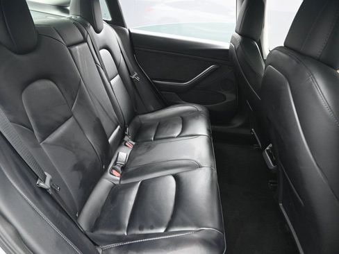 Used 2023 Tesla Model 3 Standard Range image 29