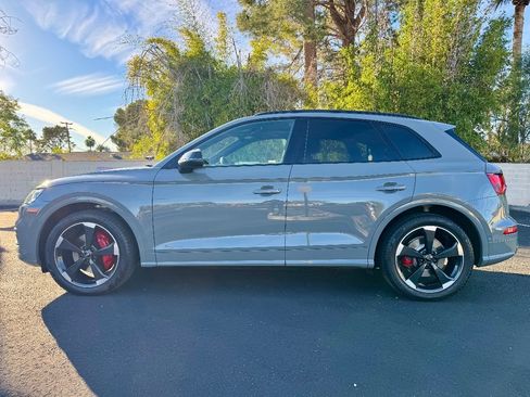 Used 2019 Audi SQ5 Prestige w/ Prestige Package image 4