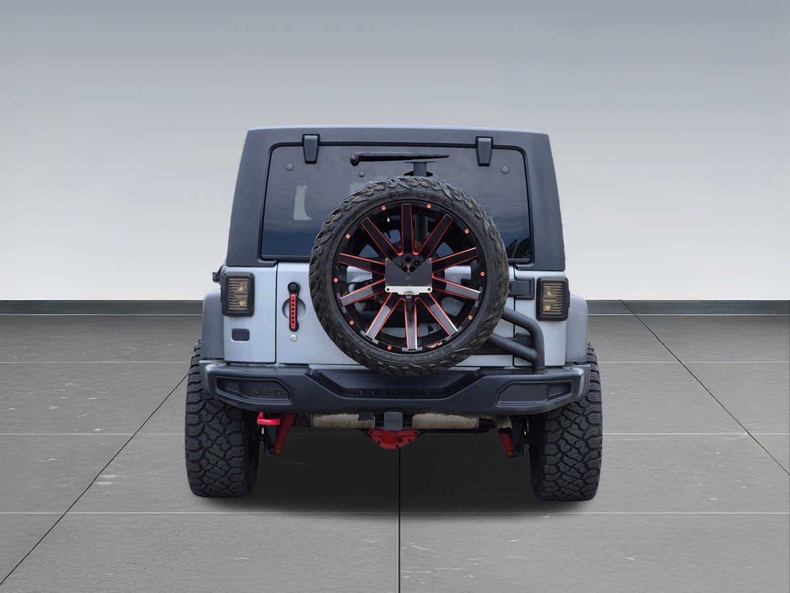 Used 2016 Jeep Wrangler Unlimited Rubicon AWD/4WD image 5