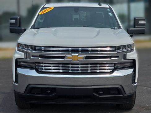 Used 2021 Chevrolet Silverado 1500 LT w/ Fleet Comfort Package AWD/4WD image 12