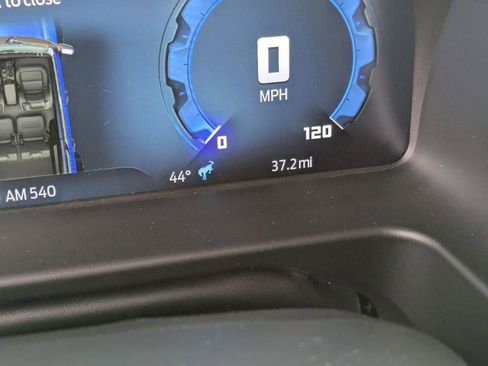 New 2025 Ford Bronco Base image 25