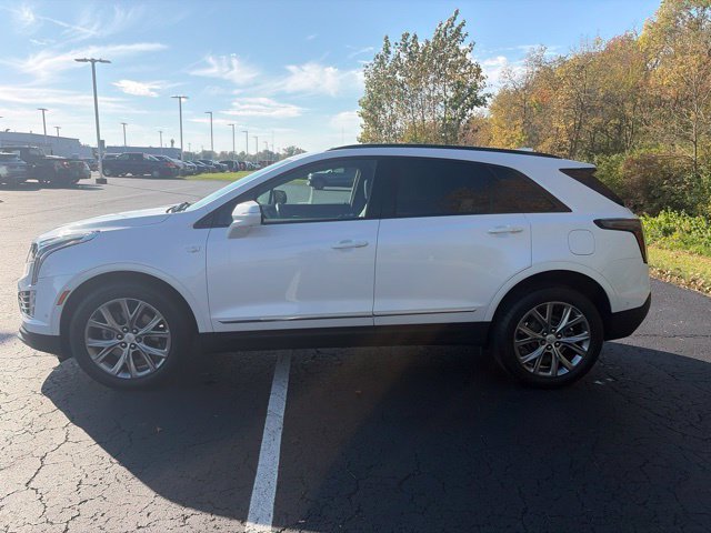 Used 2021 Cadillac XT5 Sportv AWD/4WD image 1