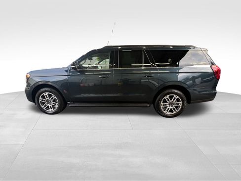 Used 2025 Ford Expedition Max Active image 9