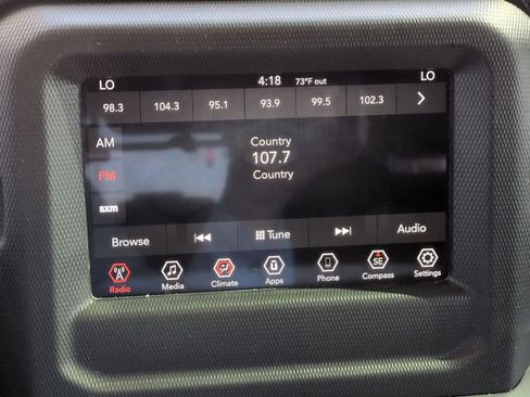 Certified 2018 Jeep Wrangler Unlimited Sahara AWD/4WD image 28