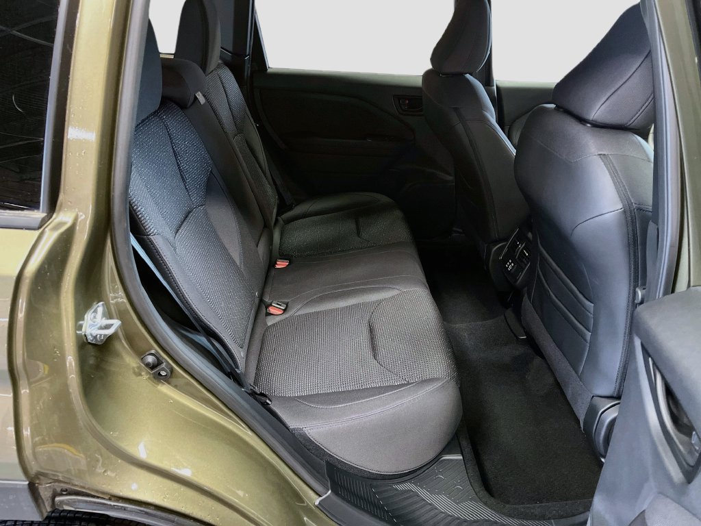 Used 2025 Subaru Forester Premium AWD/4WD image 27
