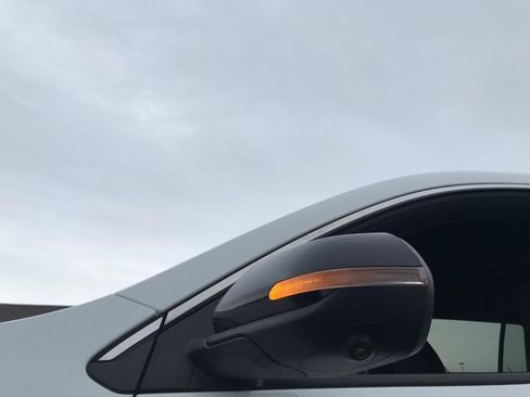 Certified 2025 GMC Acadia Elevation image 41