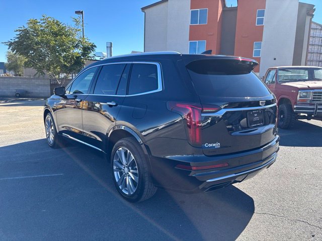 Used 2023 Cadillac XT6 Premium Luxury w/ Technology Package AWD/4WD image 3