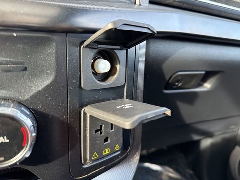 Certified 2023 Ford F150 Platinum w/ Equipment Group 701A High image 35