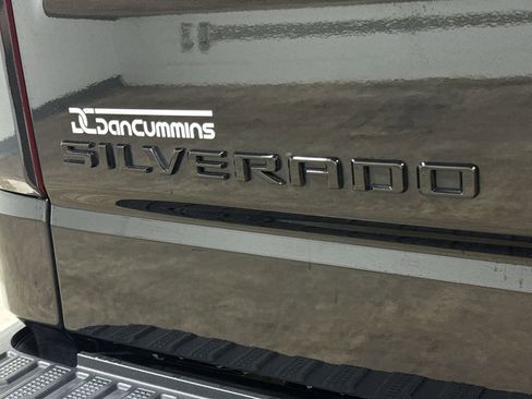 Used 2025 Chevrolet Silverado 1500 High Country w/ Midnight Edition image 27