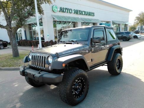 Used 2016 Jeep Wrangler Rubicon w/ Power Convenience Group image 1