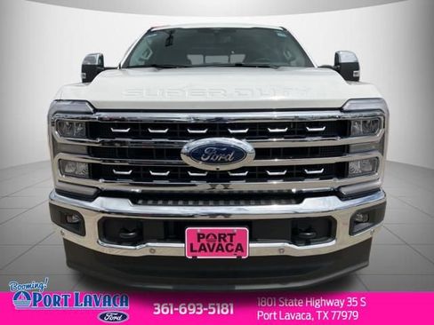 New 2025 Ford F250 Lariat w/ Lariat Ultimate Package AWD/4WD image 3