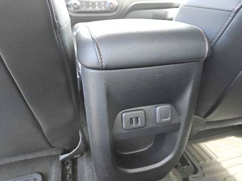 Used 2015 GMC Canyon SLE w/ All-Terrain Package AWD/4WD image 25