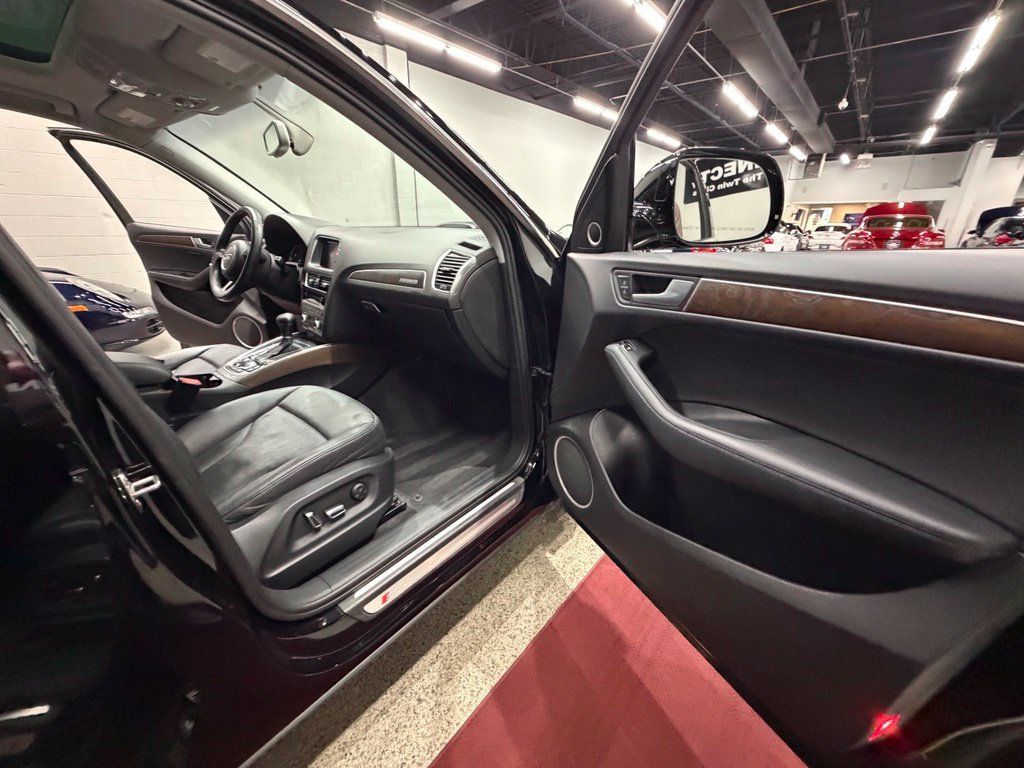 Used 2017 Audi Q5 3.0T Premium Plus w/ Technology Package AWD/4WD image 30