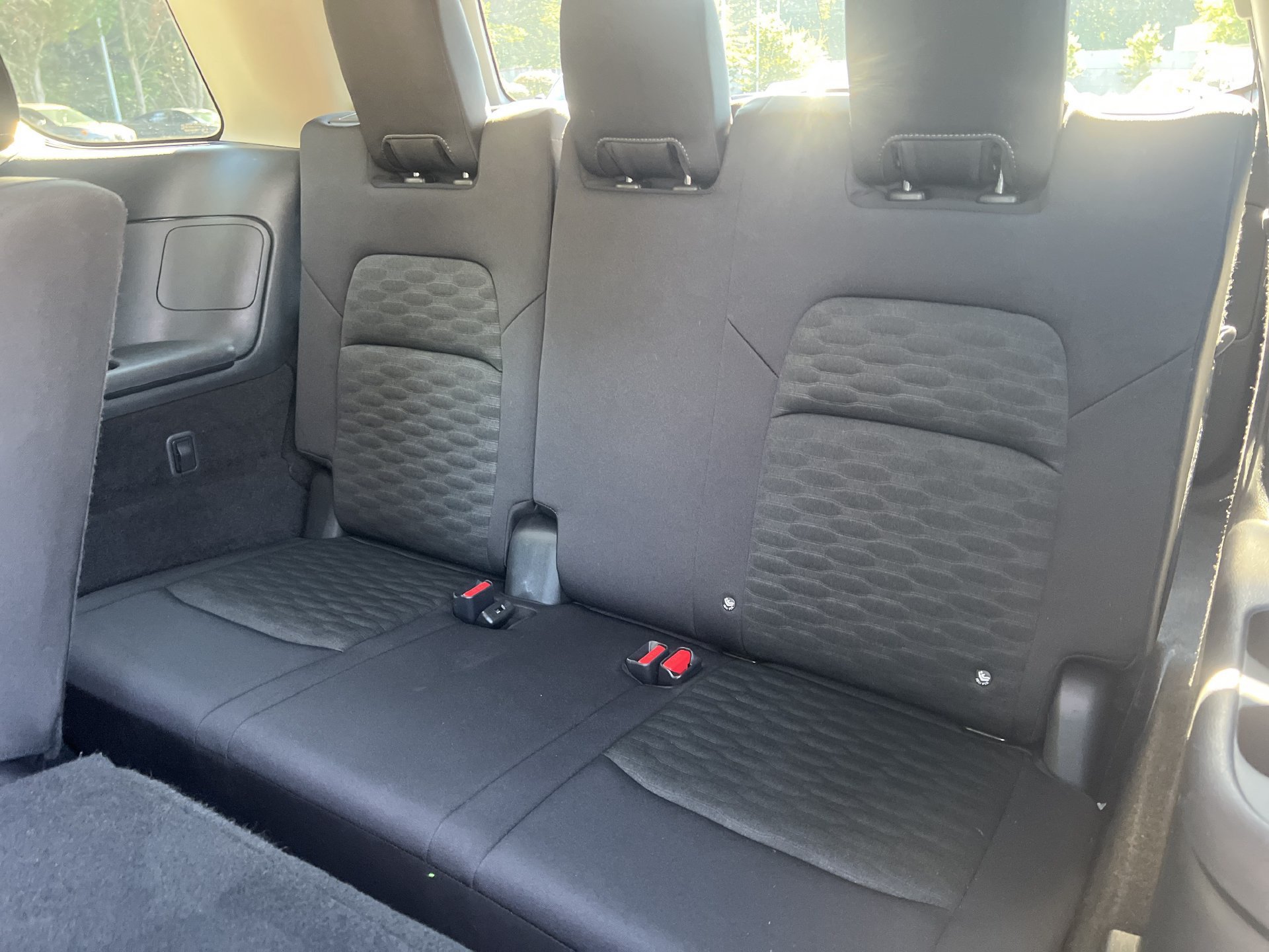 Used 2024 Nissan Pathfinder SV FWD image 20