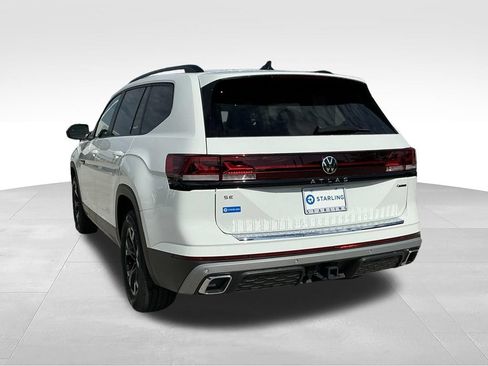 Used 2024 Volkswagen Atlas Peak Edition SE AWD/4WD image 6