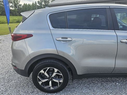 Used 2020 Kia Sportage LX AWD/4WD image 11