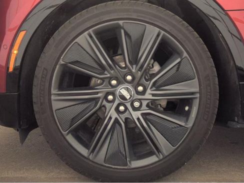 Used 2024 Cadillac Lyriq Sport AWD/4WD image 16