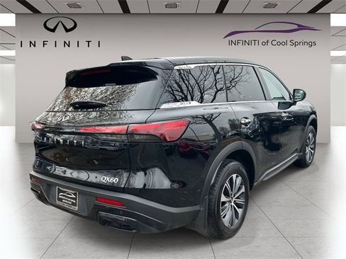 Certified 2025 INFINITI QX60 Pure image 7
