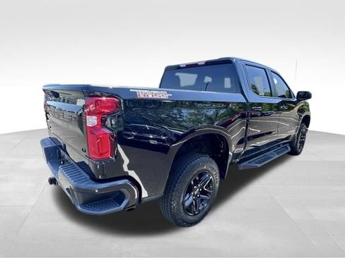 Used 2022 Chevrolet Silverado 1500 LT Trail Boss w/ LPO, Dark Essentials Package AWD/4WD image 6