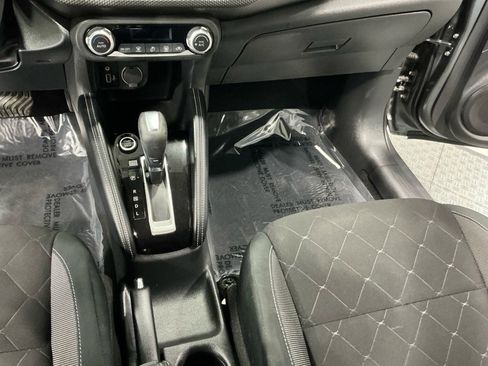 Used 2020 Nissan Kicks SV image 13