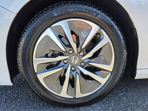 Used 2020 Honda Accord Hybrid image 21