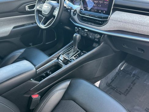 Used 2022 Jeep Compass Latitude w/ Convenience Group image 18