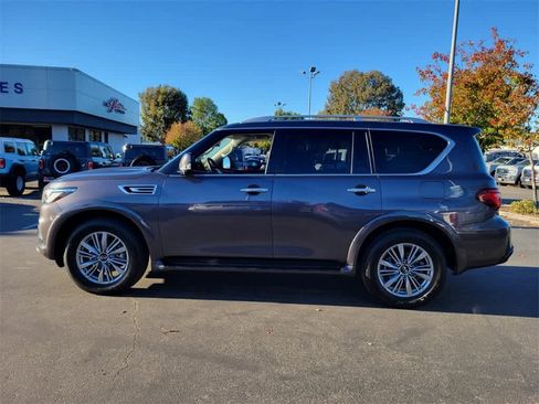 Used 2024 INFINITI QX80 Luxe image 2