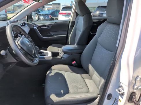 Used 2024 Toyota RAV4 XLE FWD image 16