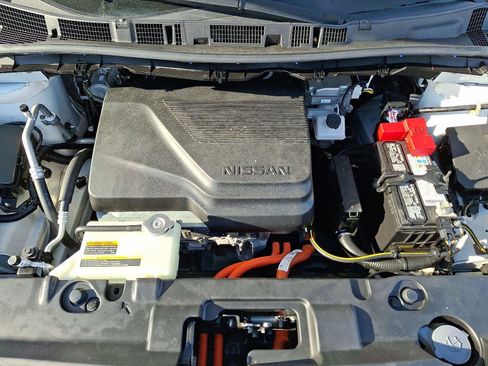 Used 2023 Nissan Leaf S image 27