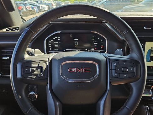 Used 2024 GMC Sierra 1500 AT4 w/ AT4 Premium Package AWD/4WD image 18