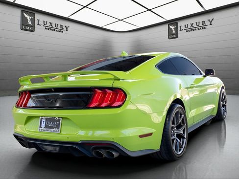 Used 2020 Ford Mustang GT Premium w/ GT Performance Package RWD image 8