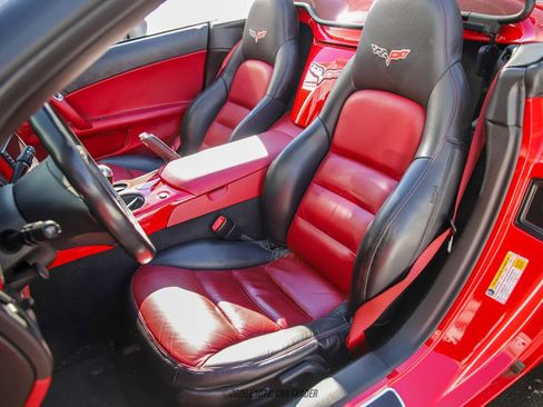 Used 2007 Chevrolet Corvette Convertible w/ Preferred Equipment Group image 40