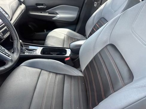 Certified 2023 Nissan Kicks SR w/ SR Premium Package FWD image 7