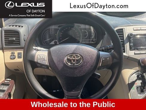 Used 2010 Toyota Venza AWD image 14