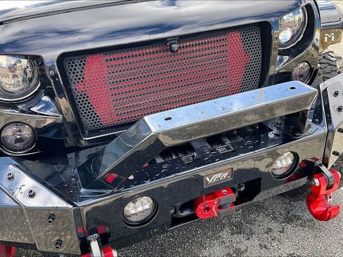 Used 2017 Jeep Wrangler Unlimited Sport w/ Connectivity Group image 27