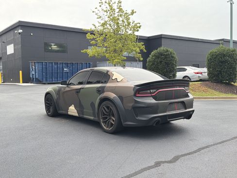 Used 2021 Dodge Charger SRT Hellcat RWD image 13