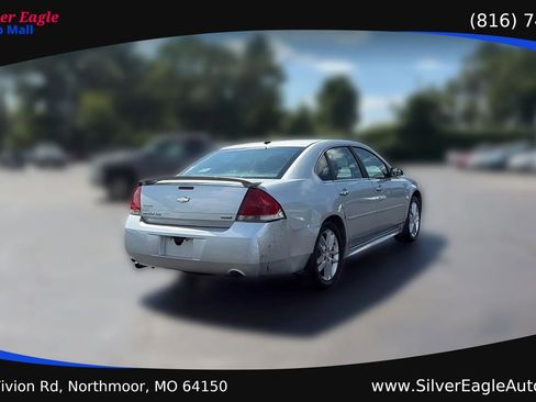 Used 2012 Chevrolet Impala LTZ FWD image 5